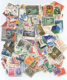 Netherlands 300 All-Different Stamps